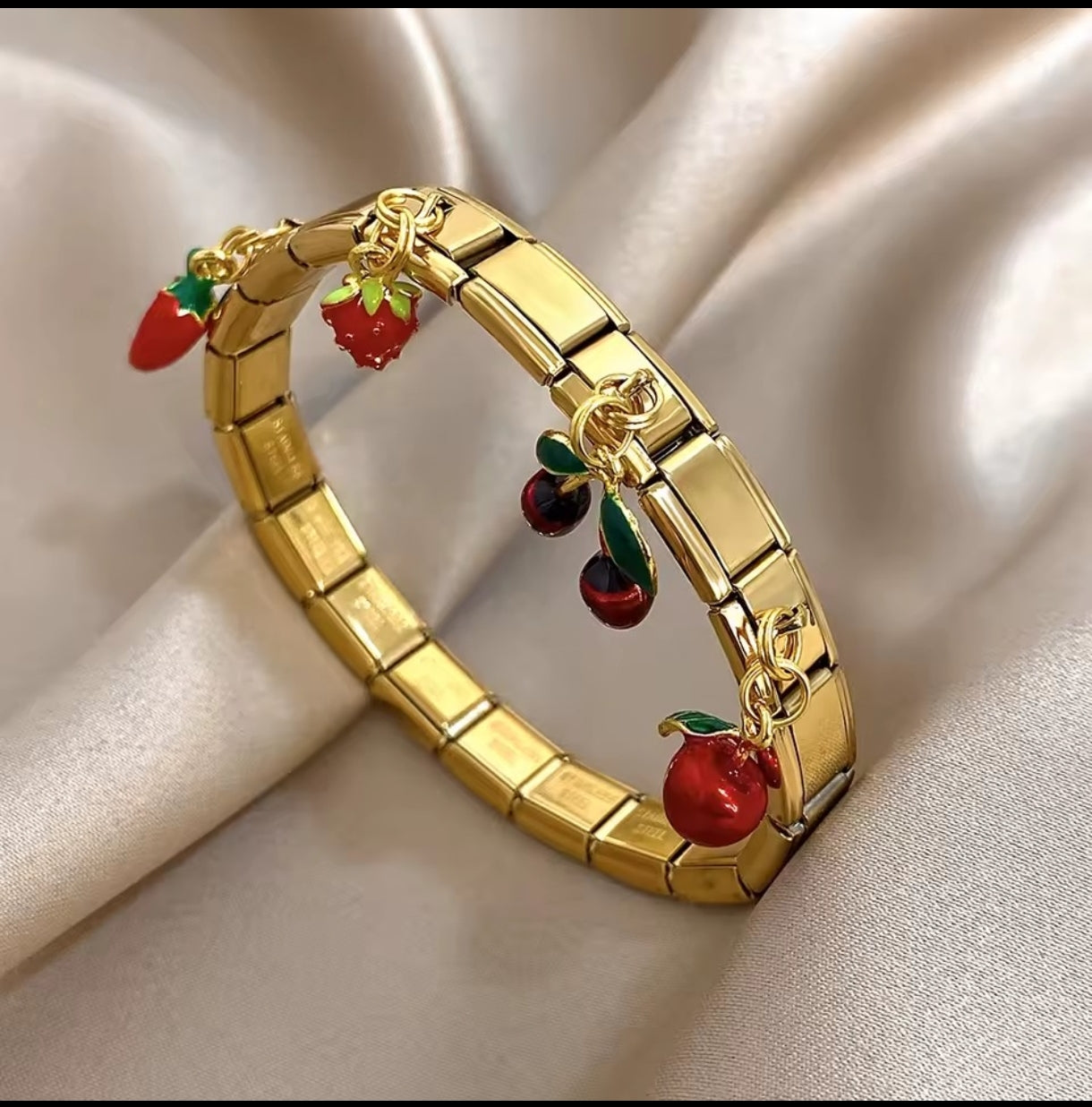 Bracelet Charm’s en Acier Inoxydable – Bracelet Tendance avec 4 Charms - MY LITLLE TRAVEL